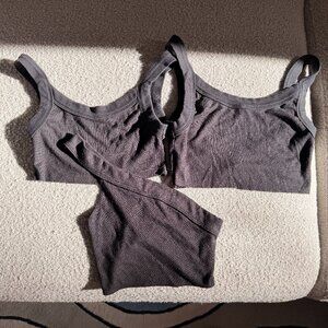 3x Are You Am I Black Top Bundle